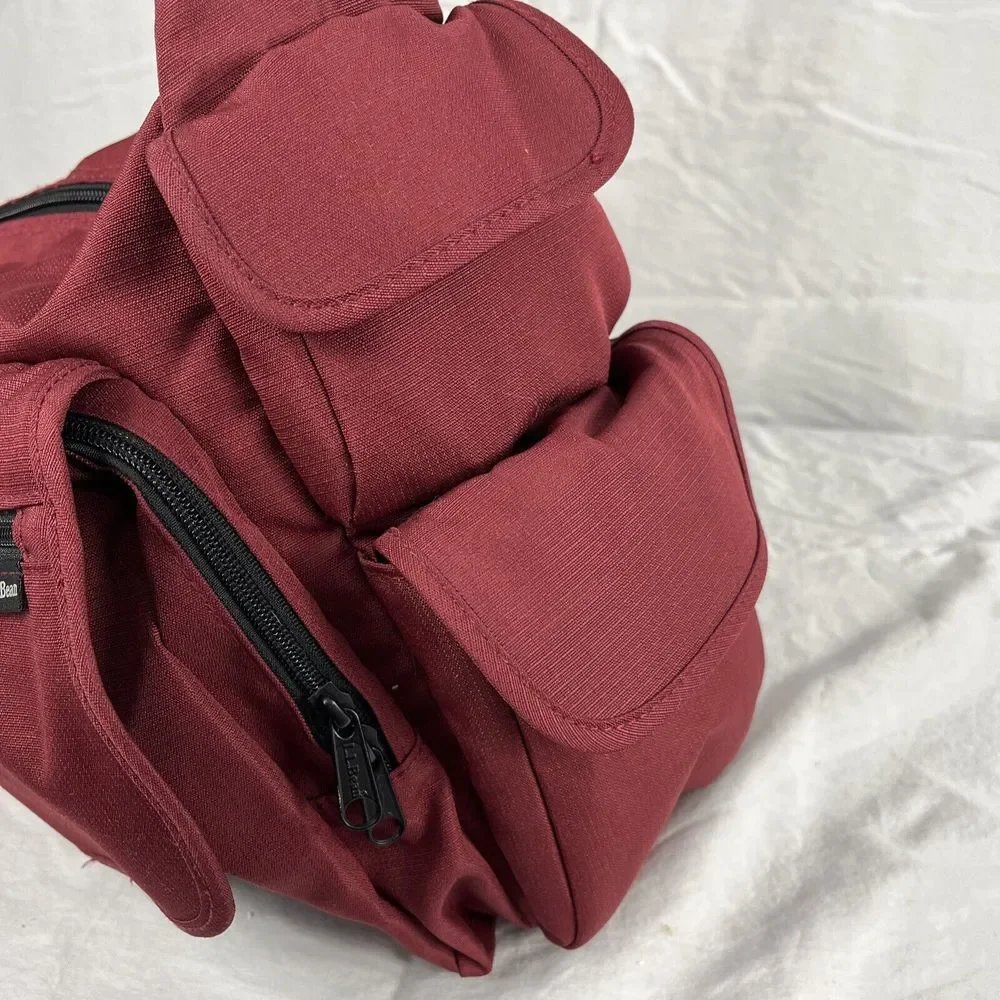 LL Bean Biege Red Zip‎ Up Crossbody Messenger Bag